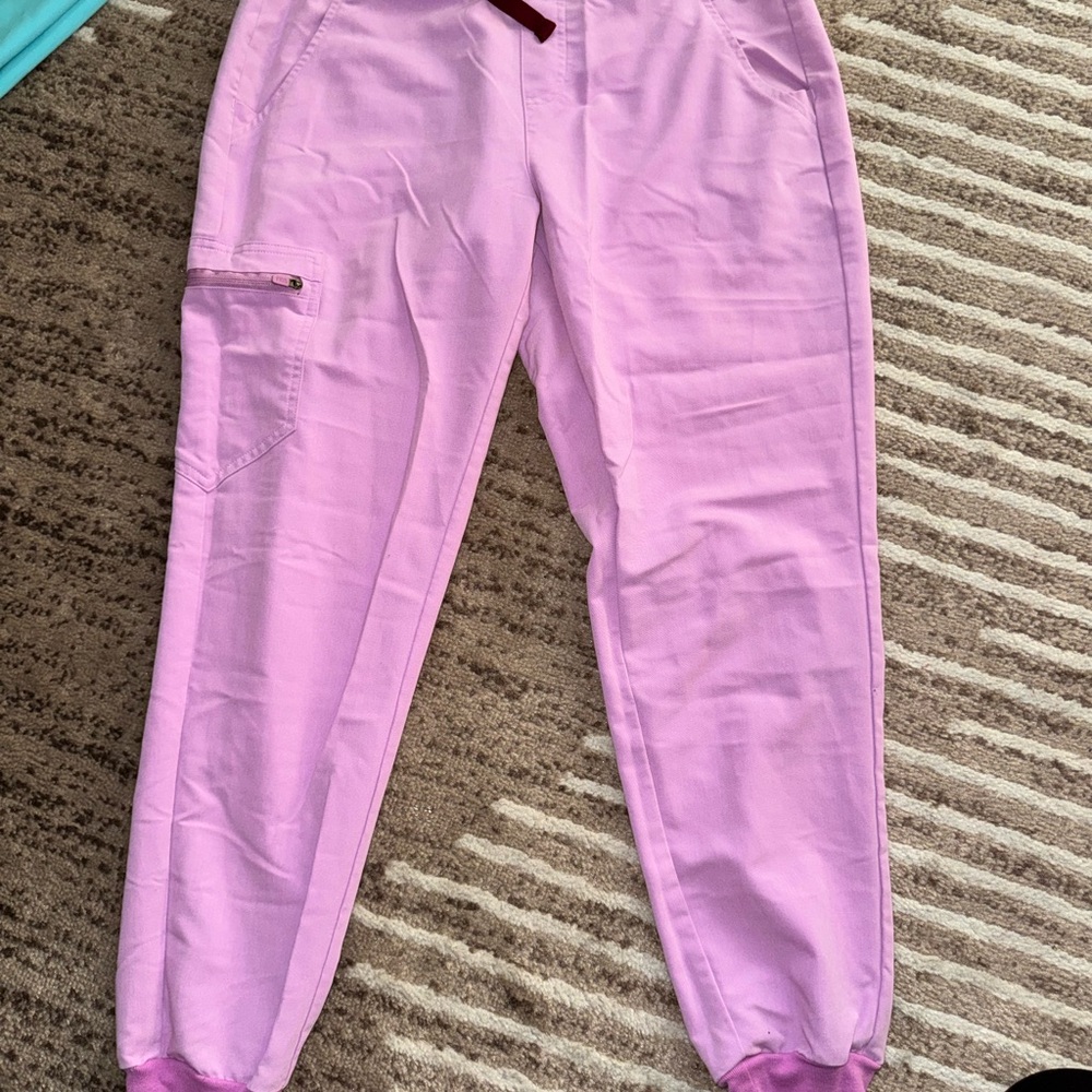 Figs Lavender Utility Joggers